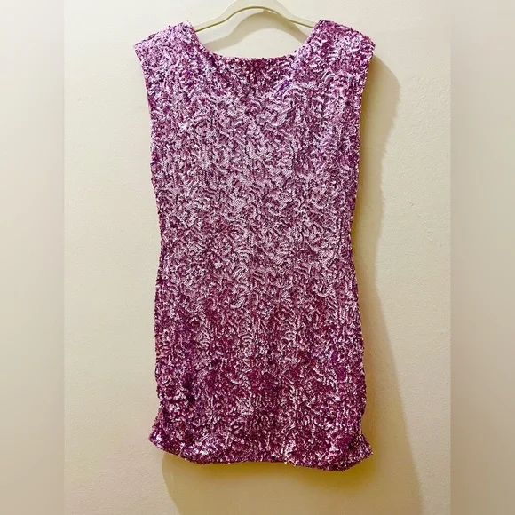 Alice + Olivia Sequin Keyhole Dress, Size M - Picture 3 of 16